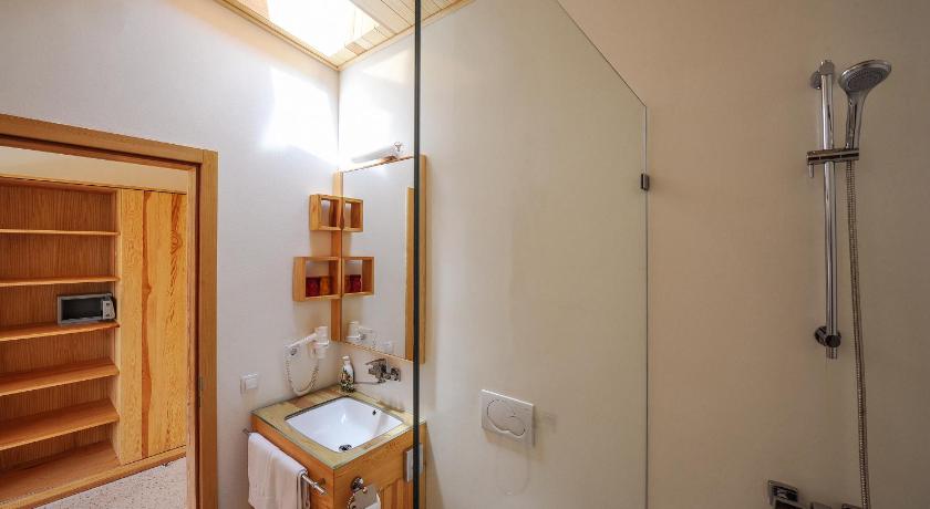 Slika sobe Jednokrevetna soba Comfort s balkonom (Comfort Single Room with Balcony) 2