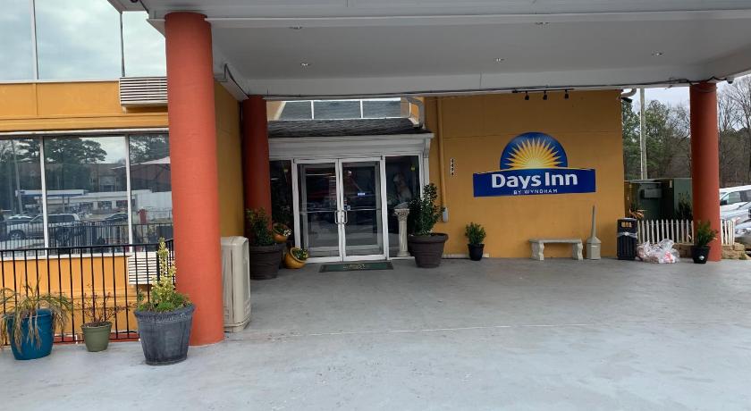 Days Inn by Wyndham Atlanta Airport West/East Point