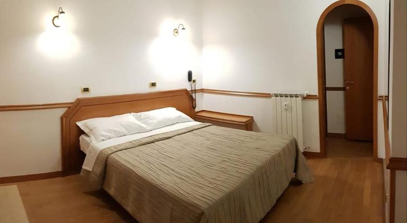 Image of Double or Twin Room 8
