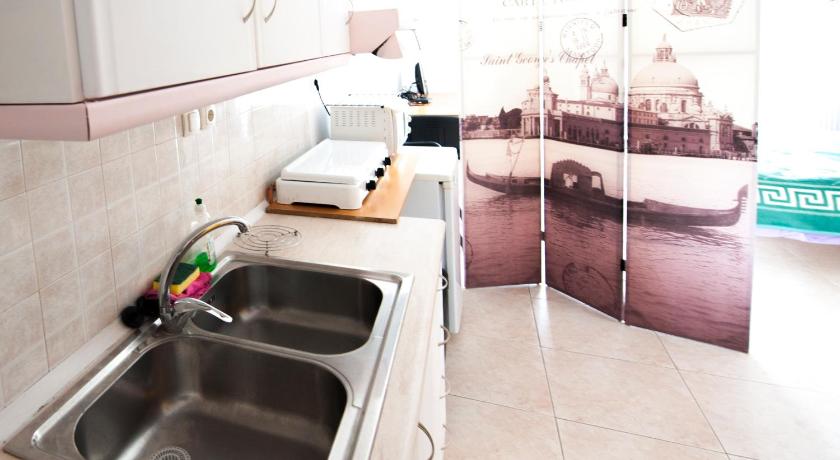 Elias Appartment — Hotel in Volos