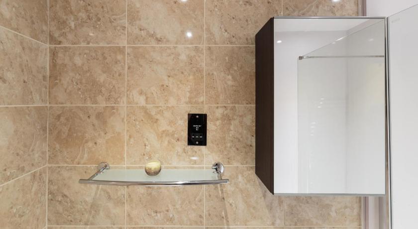 Luxury Central Newcastle Apartment 23 photo