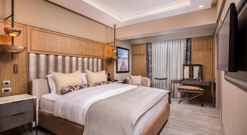 Immagine di Superior Matrimoniale o Doppia con Letti Separati (Superior Double or Twin Room) 1