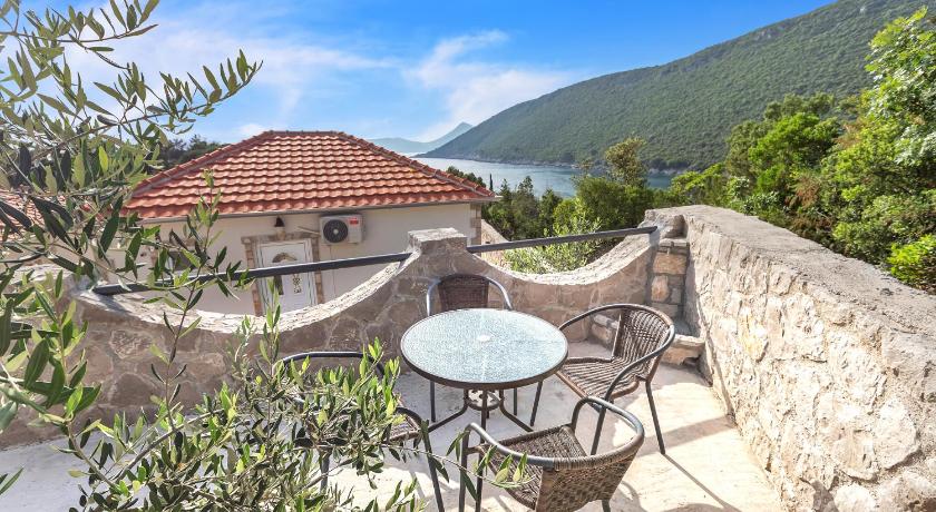 Apartments Gojkovic — Hotel in Herceg Novi