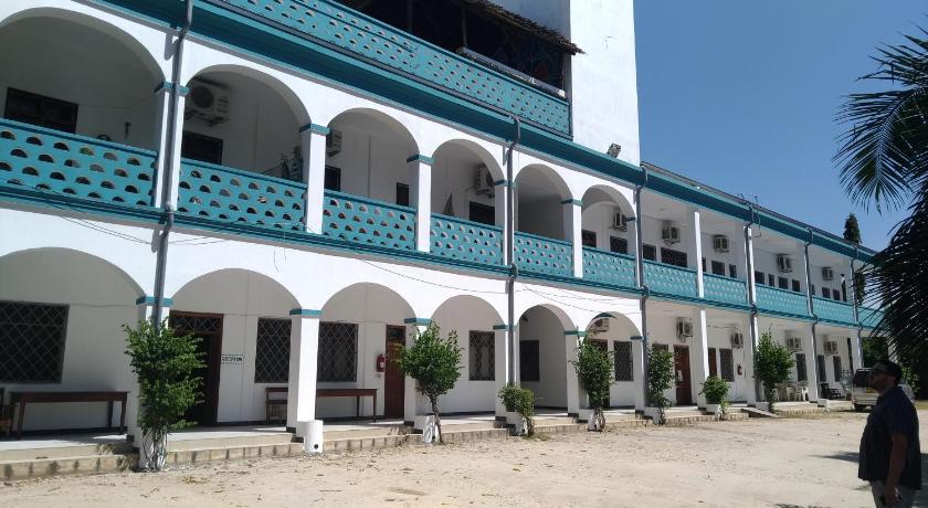 Cefa Hostel — Hotel in Dar Es Salaam