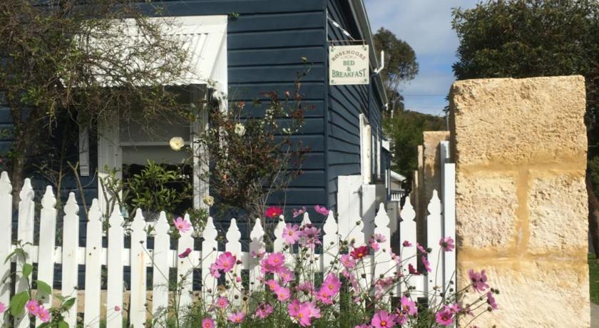 RoseMoore Bed & Breakfast photo