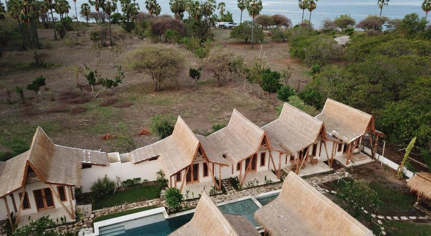 バリ Kalyssa Beach Bungalows ホテル 外観