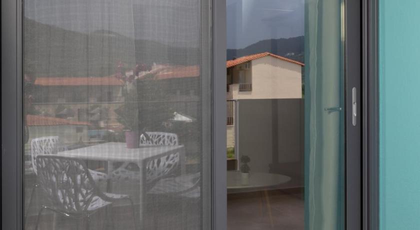 Angelo Suites photo