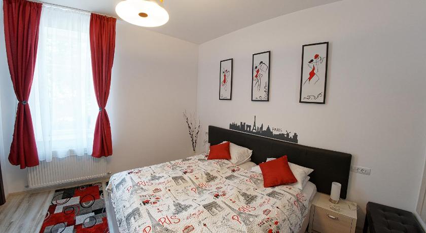 PENSIUNEA STEFANIA — Hotel in Câmpulung Moldovenesc