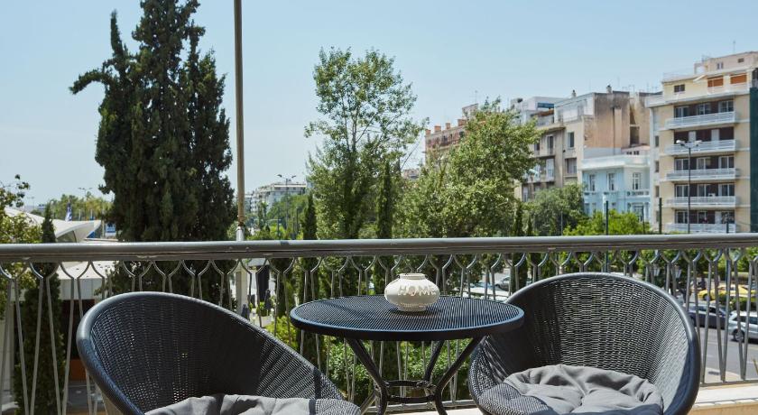 Chic One Bd Apartment with Hilton View photo
