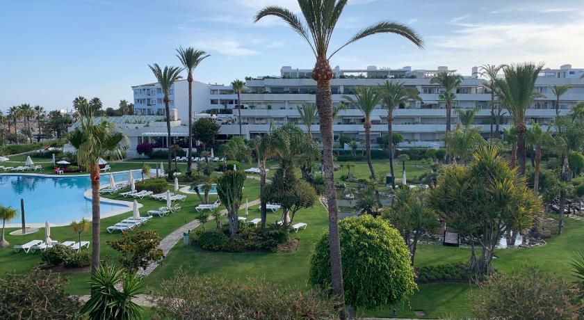 El mas exclusivo de Puerto Banus "Los Granados" photo