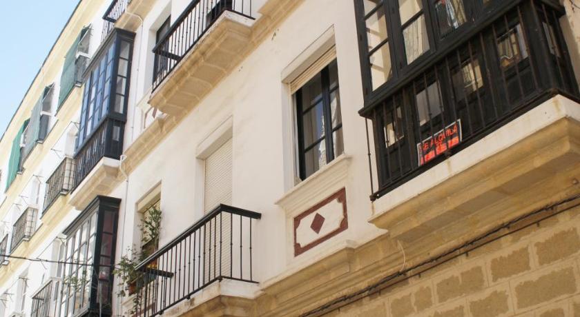 Best Price On Atico Cadiz Al Lado Playa La Caleta In Cadiz Reviews