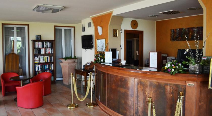 Ariotto Village Hotel