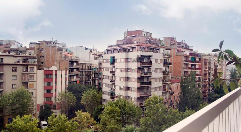 Mistral Barcelona Centro photo