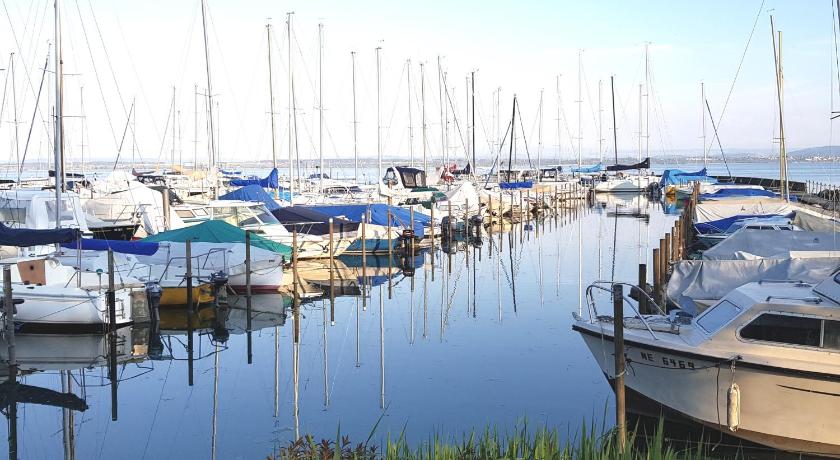 Littoral Lac — Hotel in Gorgier
