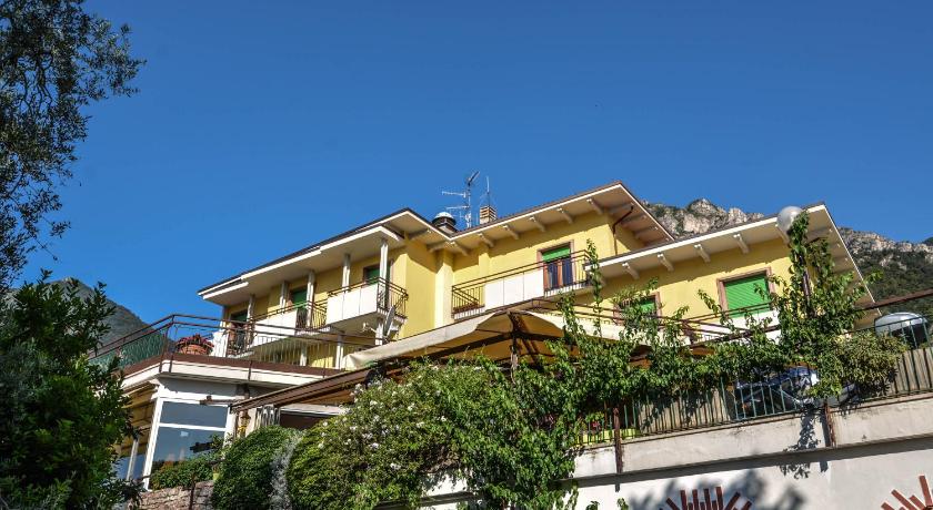 Hotel Limone photo