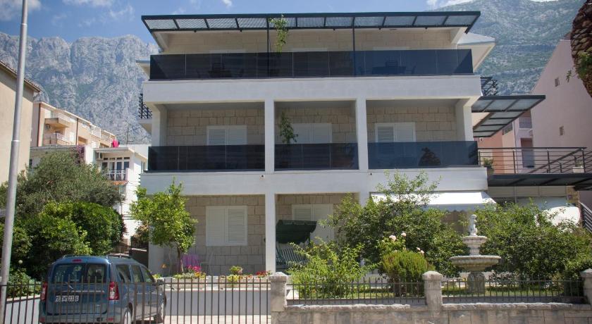 Apartmani Marija Cizmic Makarska photo