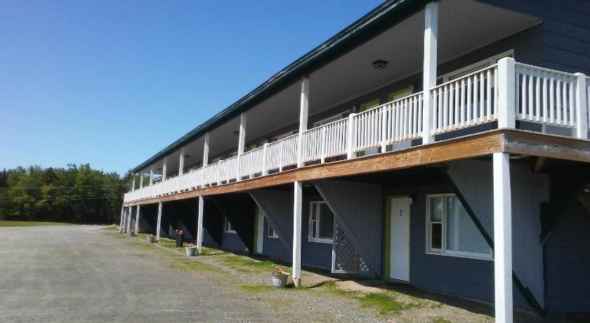 Leisure Life — Hotel in Greenville (ME)