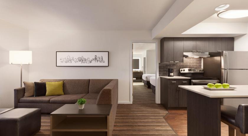 バーリントン (マサチューセッツ州) Hyatt House Boston Burlington 3つ星 ホテル スイート