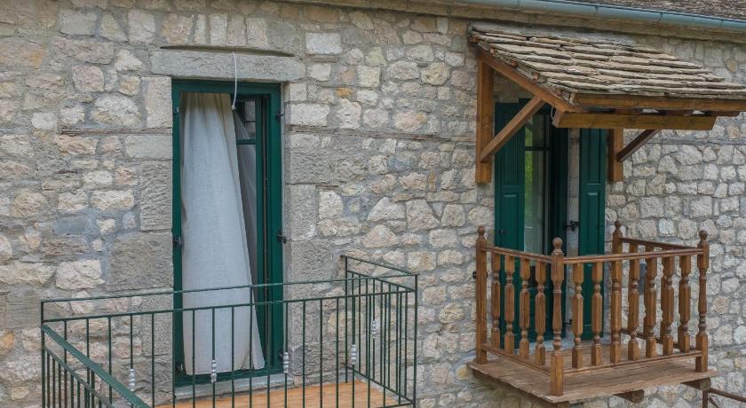 Hotel Arhontiko Vourloka photo
