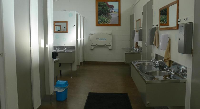 Image of Family Room with Shared Bathroom 13