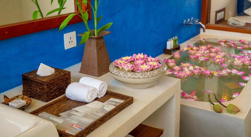 Image of Premier Deluxe Pool View 11