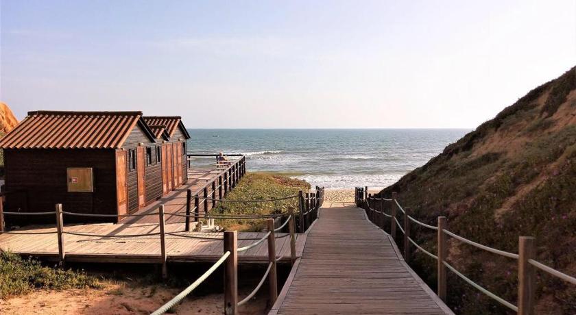 Falesia Beach Villa photo