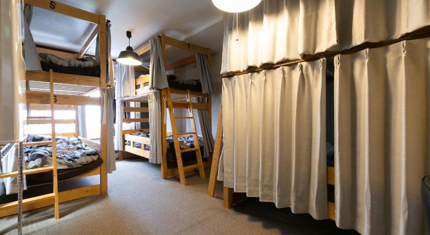 Image of Mixed Dorm 0