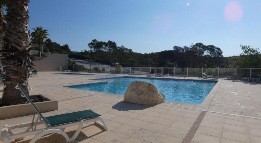 Image of Two-Bedroom Apartment - Pool Side 7