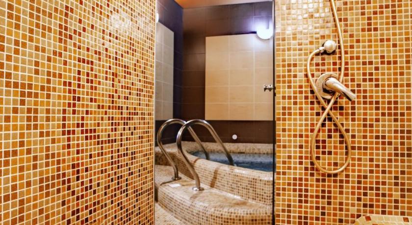 Hotel Fortuna photo