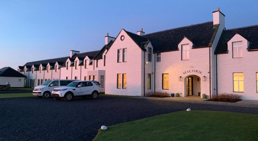 Machrie Hotel & Golf Links