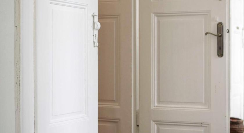Suzy Apartman photo