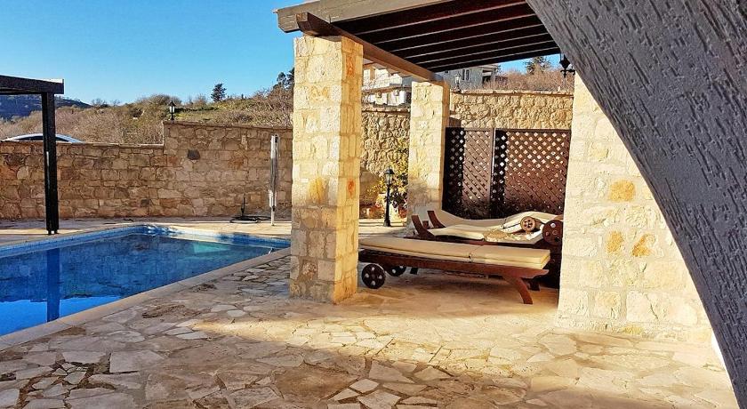 Magnificent Villa in Akamas Peninsula photo