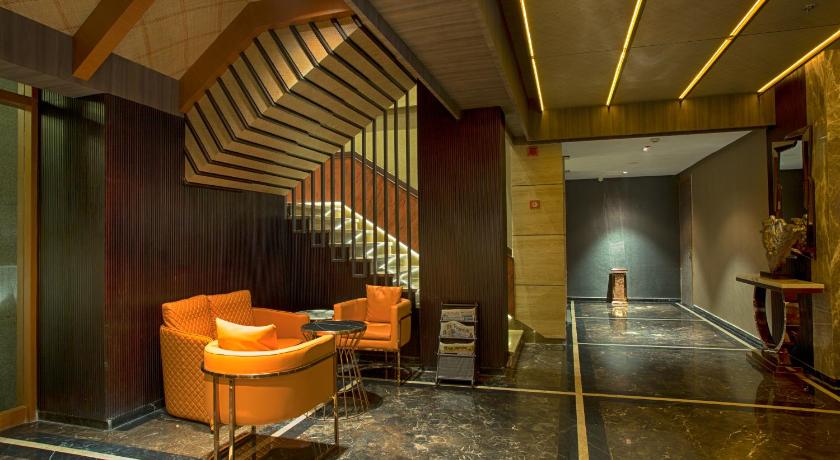 The Four Vedas Hotel & Resort photo