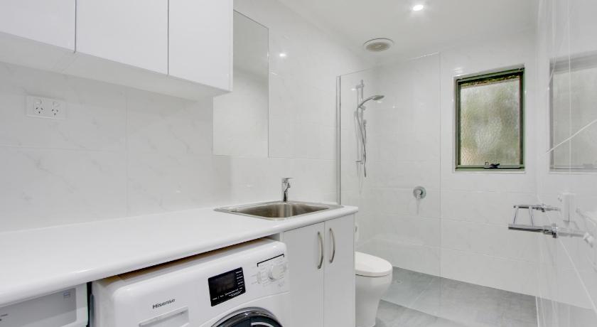 รูปของFour Bedroom Pool View Townhouse 7