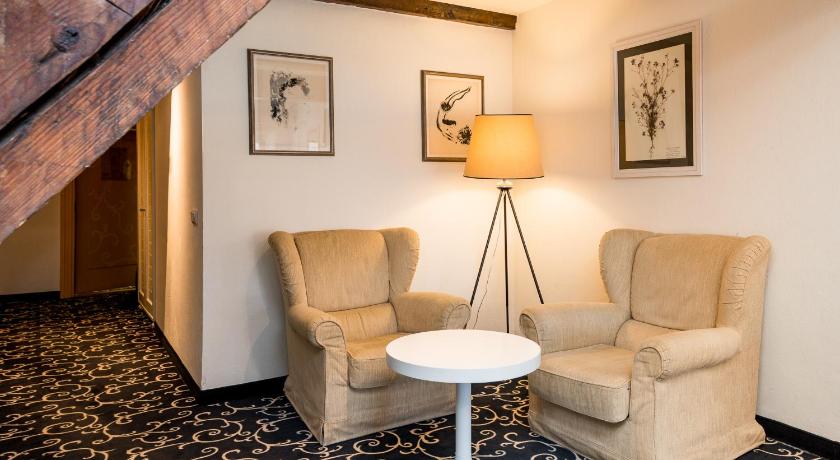 Image of Deluxe Double Room - Attic with Free Parking 13