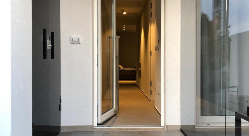 golden suites 50 photo