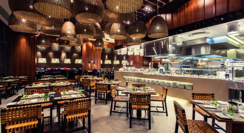 Crowne Plaza Yas Island - image 7