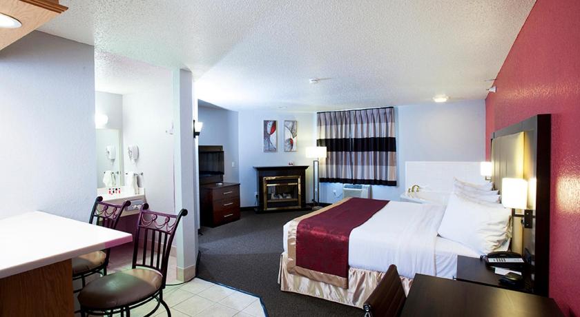 Ramada by Wyndham Keystone Near Mt Rushmore