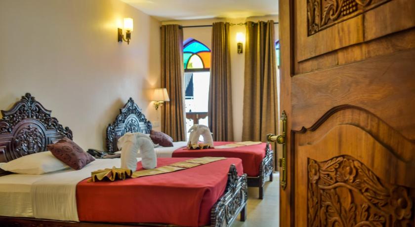Tembo Palace Hotel photo