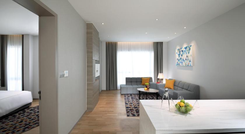 Image of One Bedroom Executive King 15