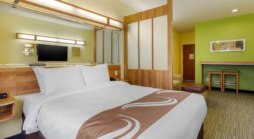 Book Quality Inn Suites Lehigh Acres Fort Myers In Lehigh Acres