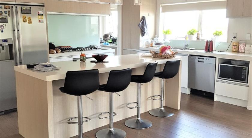 Sylvia Park House photo