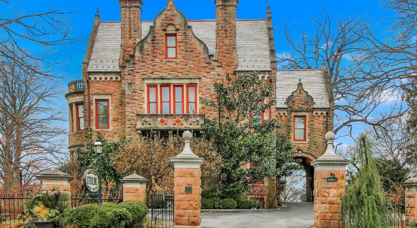 The Gables at Stirling Guest Hotel — Hotel in Reading (PA)