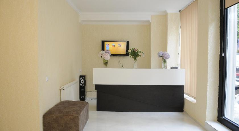 Pomegranate Hotel photo