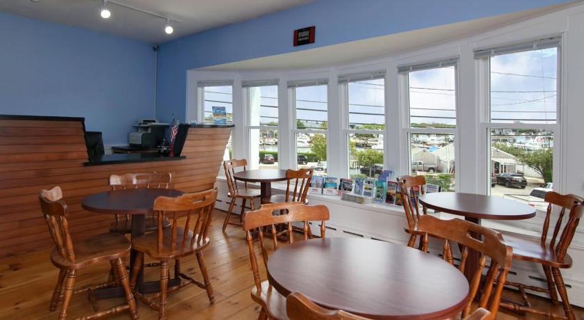 Cape Cod Harbor House Inn photo