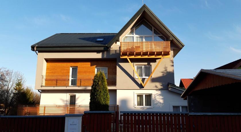 Vila Somani — Hotel in Nova Lesna