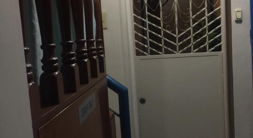 Las Pinas Serviced Apartment photo