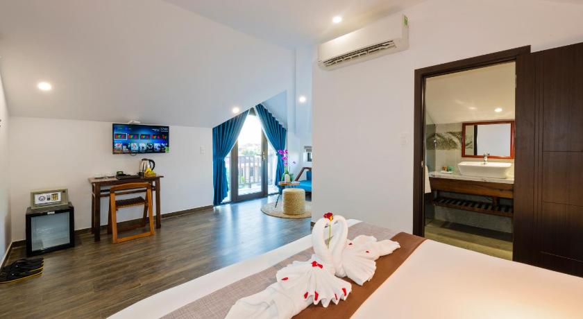 Image of City View Superior Room 5