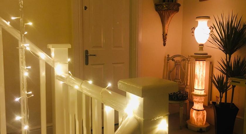 Upton Country Park Guest House photo