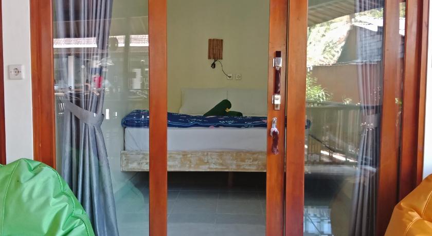 Backpackers Home Amed photo